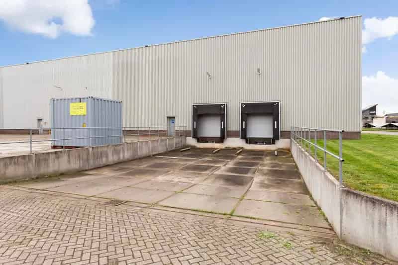 Bedrijfshal Arnhem Industriepark Kleefse Waard 3900m2