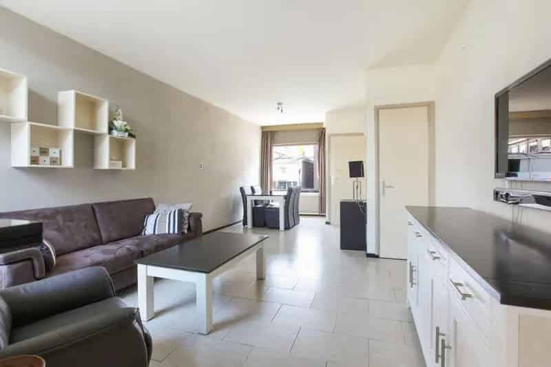 Hoekwoning Tilburg Centrum te huur