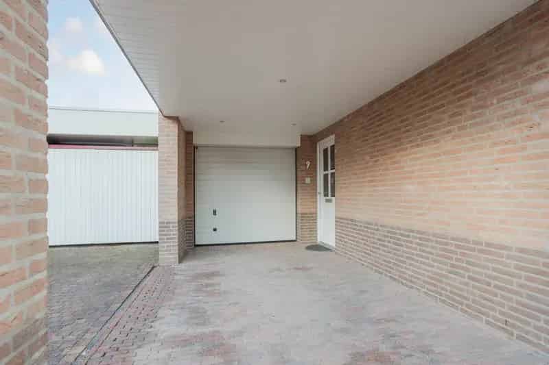 Grote Tweekapper 6 Slaapkamers Raamsdonksveer