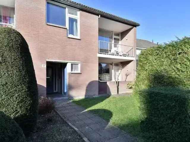 Appartement Muiden begane grond tuin moderne keuken