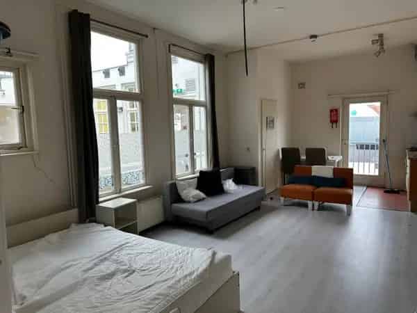 Kamer te huur Groningen - 37m2 - Eigen Keuken en Badkamer