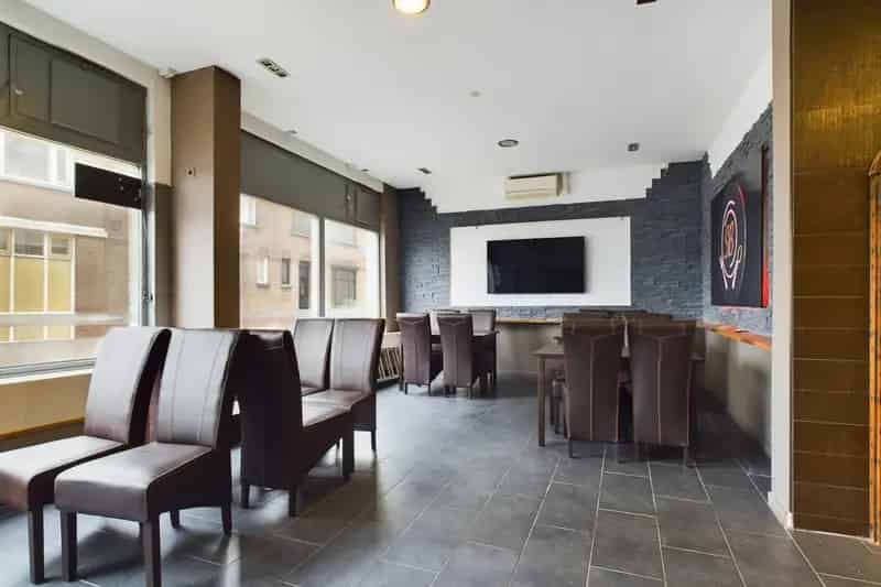 Belegging Roosendaal: Restaurant 60 ZP 2 Appartementen Huuropbrengst 33600