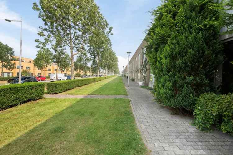 Eengezinswoning Te Koop in Berkel en Rodenrijs, Zuid-Holland