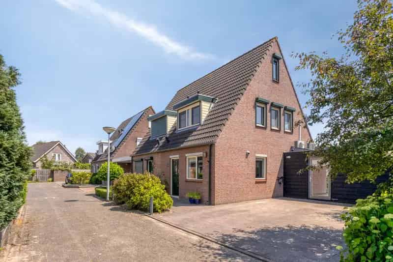 Moderne 2-onder-1-kapwoning Randwijk 4 slaapkamers