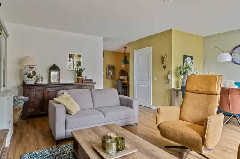 Ruime 4 Slaapkamers Tussenwoning Vught Zuid