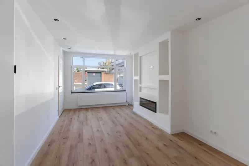 Gerenoveerde benedenwoning 3 slaapkamers tuin Den Haag