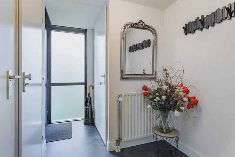Huis te koop Rijen: Moderne woning met praktijkruimte en dakterras