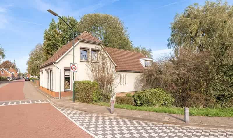 Huis Te Koop , 104, Rijksweg, Nieuwendijk, Noord-Brabant