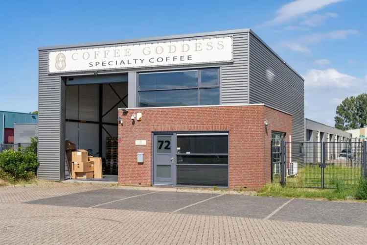 Bedrijfshal Lelystad | Zoek bedrijfshallen te huur: Zuiveringweg 72 8243 PE Lelystad [funda in business]