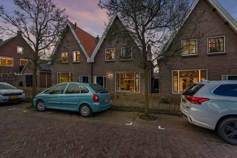 Moderne 2-onder-1-kapwoning Monnickendam