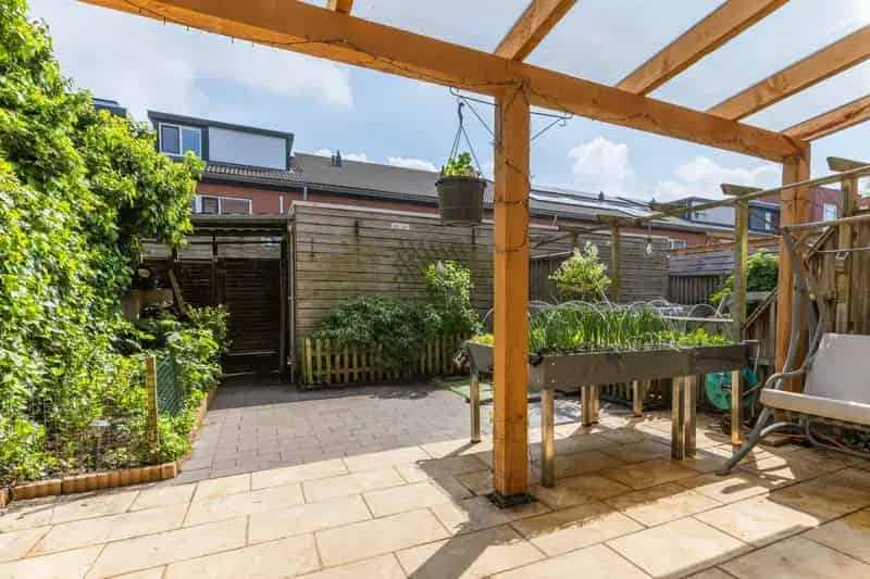 Huis te koop Almere Oostvaardersbuurt 4 slaapkamers