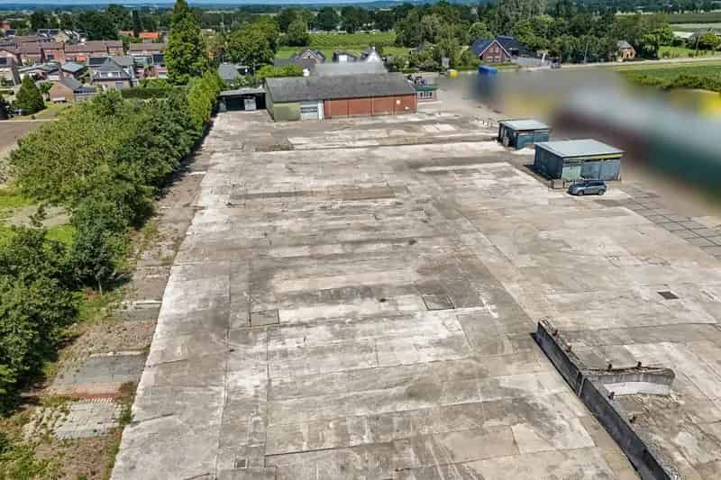 Bedrijfshal te huur Valburg 580m²  8000m² Buitenterrein