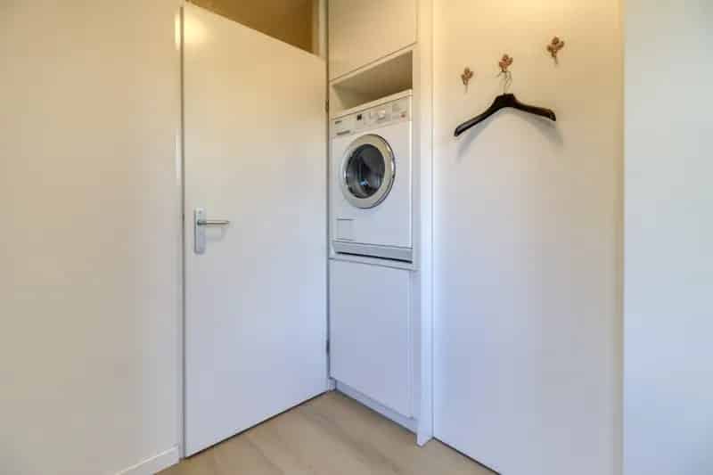 Gerenoveerde Tussenwoning Zomerdorp 3 slaapkamers 2 badkamers