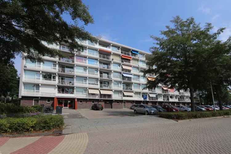 Appartement Te Huur in 236, Vermuydenstraat, Kampen, Overijssel