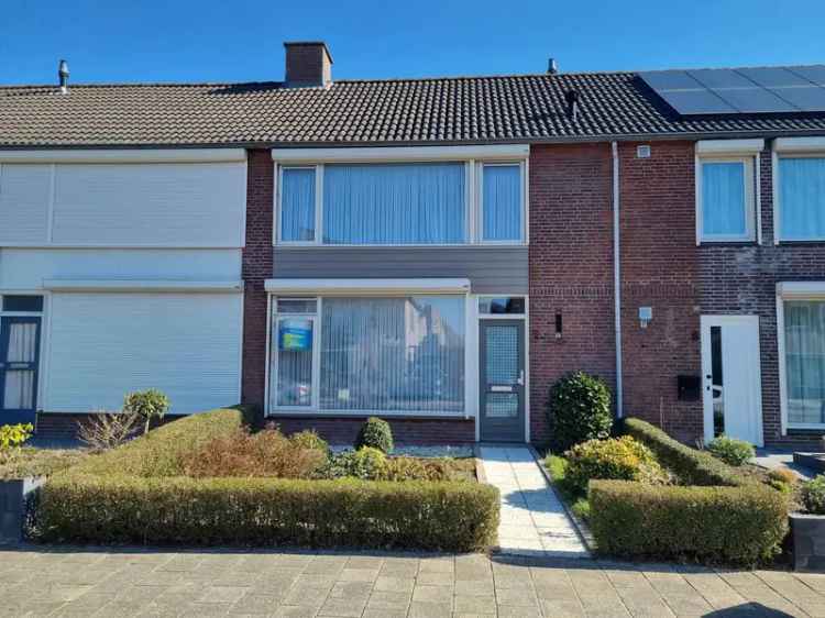 Huis Te Koop , 8, Boomhoefstraat, Wouw, Noord-Brabant
