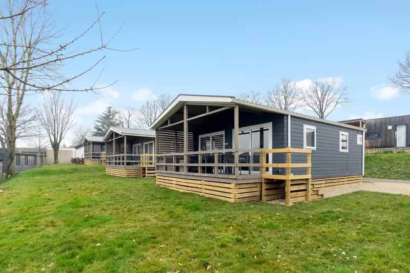 Luxe Bungalow EuroParcs Gulperberg 2 slaapkamers 2 badkamers