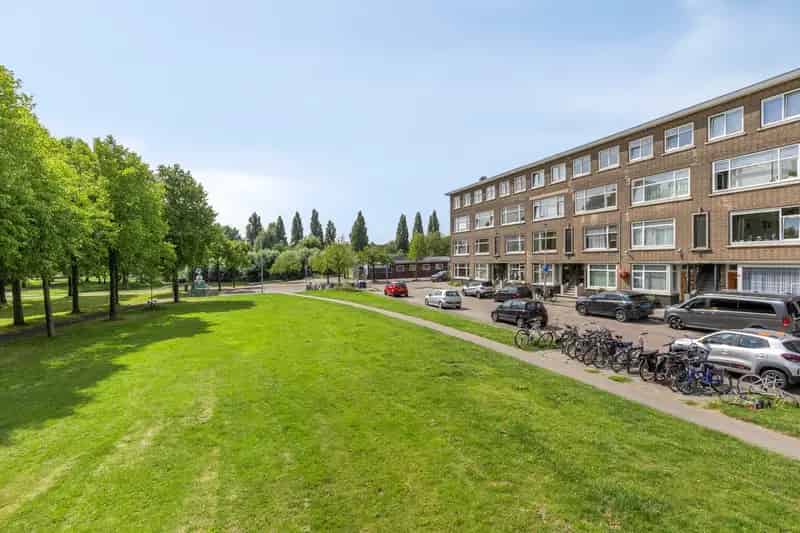 Appartementsrecht Rotterdam Executoriale Verkoop 49m
Aandeel Dubbelpand