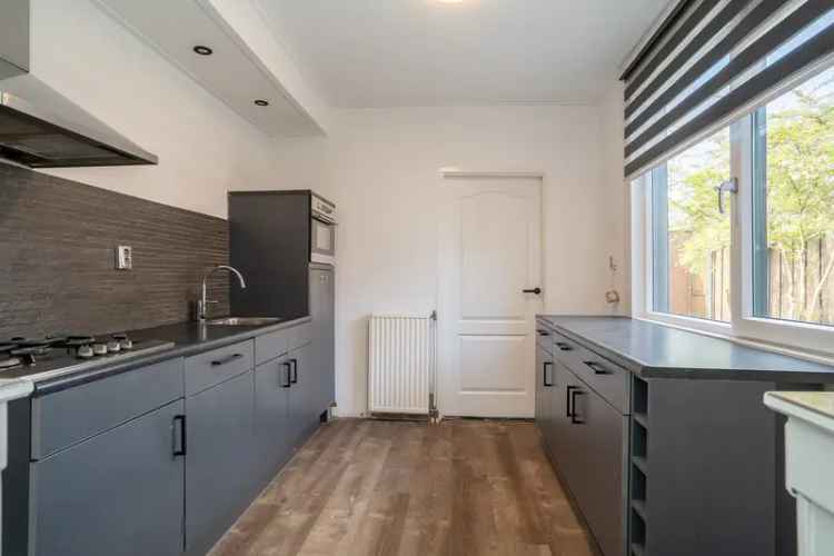 Ruime Hoekwoning Enschede 3 slaapkamers Tuin Berging