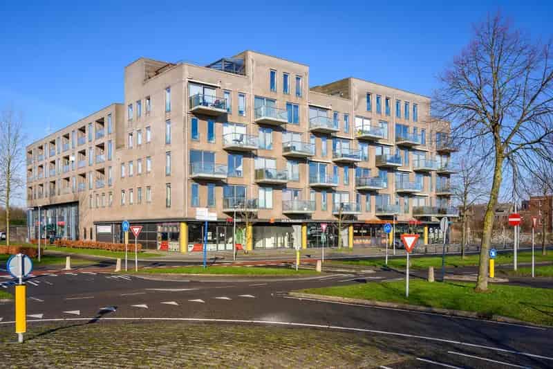 Appartement te koop Almere Buiten 3 kamers 115m2 gerenoveerd