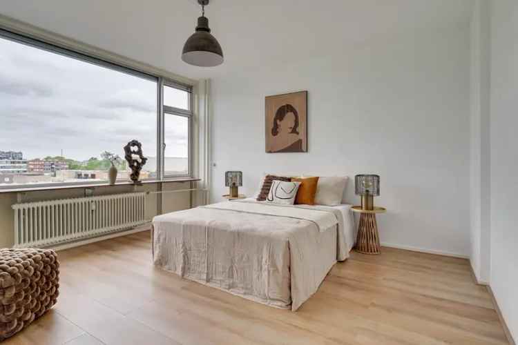 Ruim 4-kamerappartement nabij Winkelcentrum Nova Utrecht
