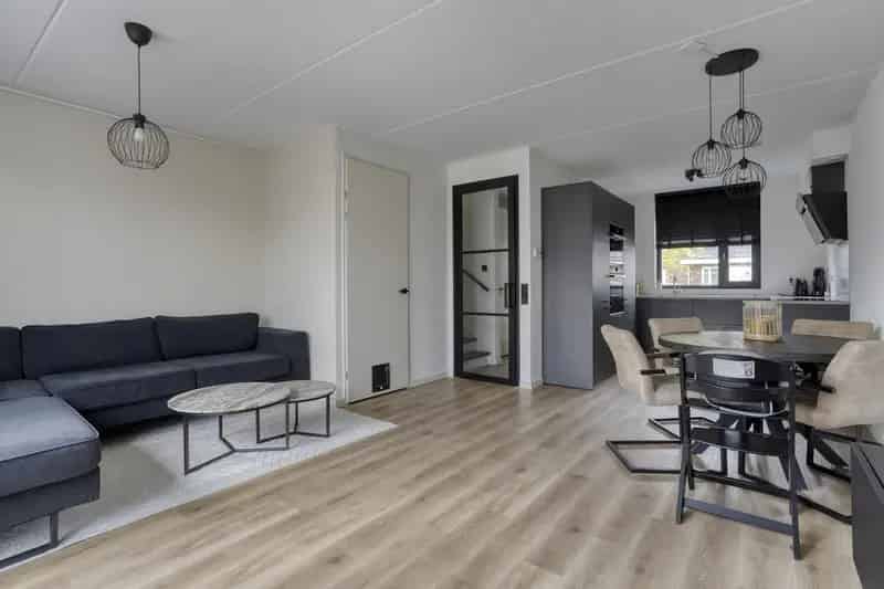 Starterswoning Biddinghuizen De Graafschap 3 slaapkamers moderne keuken badkamer