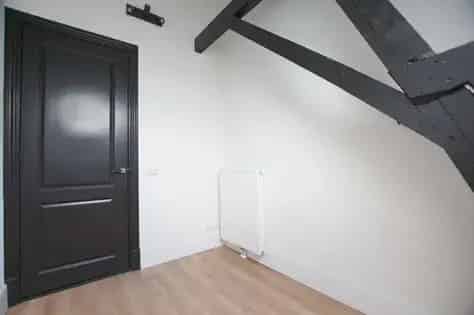 3 Kamer Appartement Rotterdam 57m²  Gestoffeerd