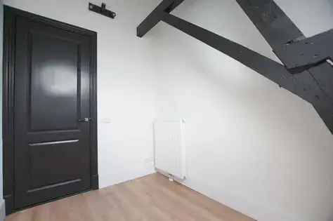 3 Kamer Appartement Rotterdam 57m²  Gestoffeerd