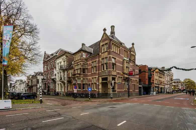 1187m2 Kantoorruimte te Huur Utrecht
