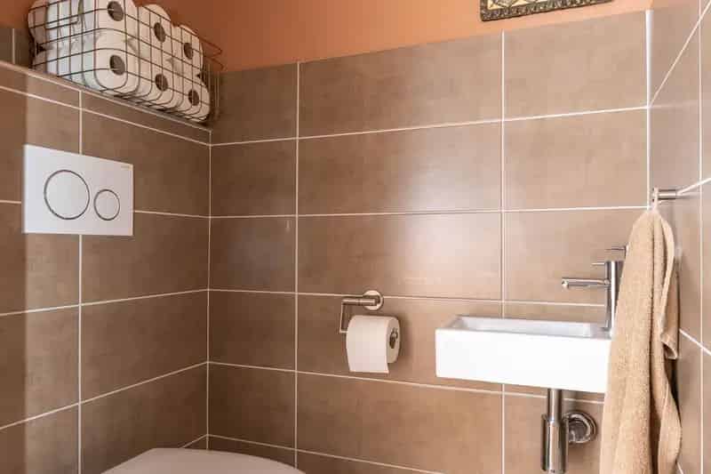 Hoekwoning Nijkerk 4 slaapkamers garage tuin zonnepanelen