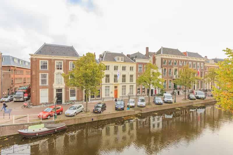 Kantoor te huur Leiden Rapenburg 220m²