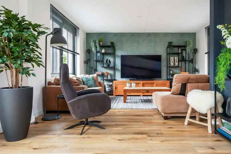 Huis te koop Tudorpark Hoofddorp 6 slaapkamers tuin Zuidwesten