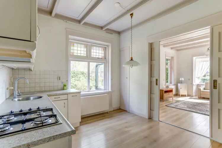 Jaren 30 woning te koop in St Annaparochie