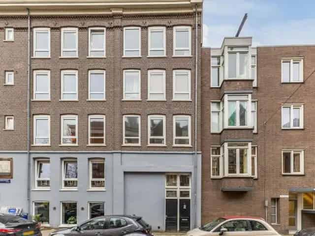 Studio Appartement Spaarndammerbuurt 22m²