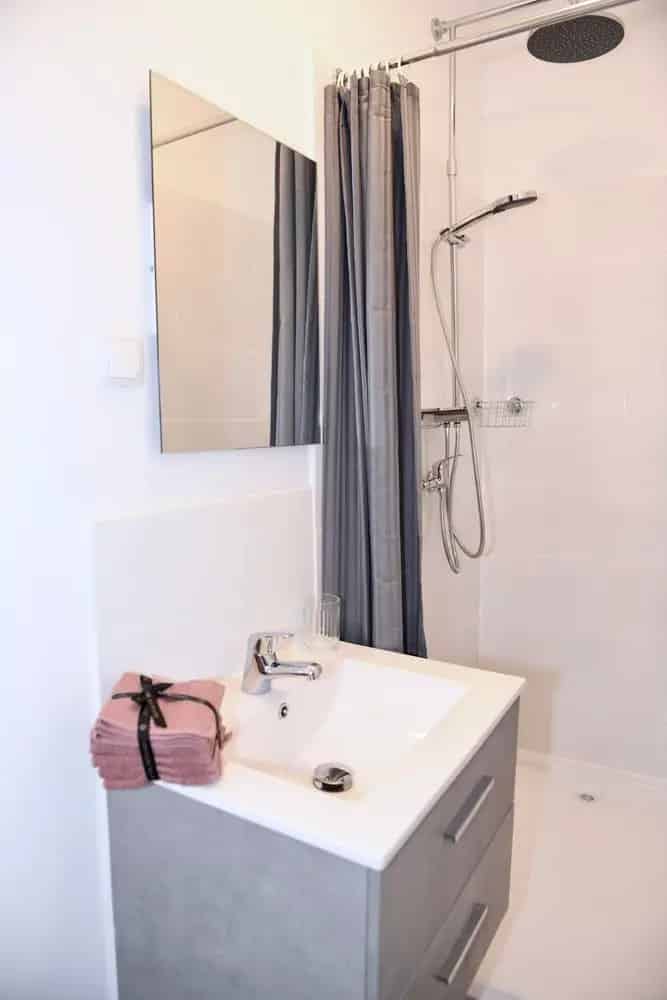 Klein Appartement met Vide - Korte Termijn Verhuur