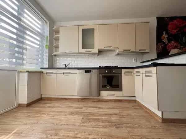 6 Slaapkamers Dubbele Bovenwoning Den Haag