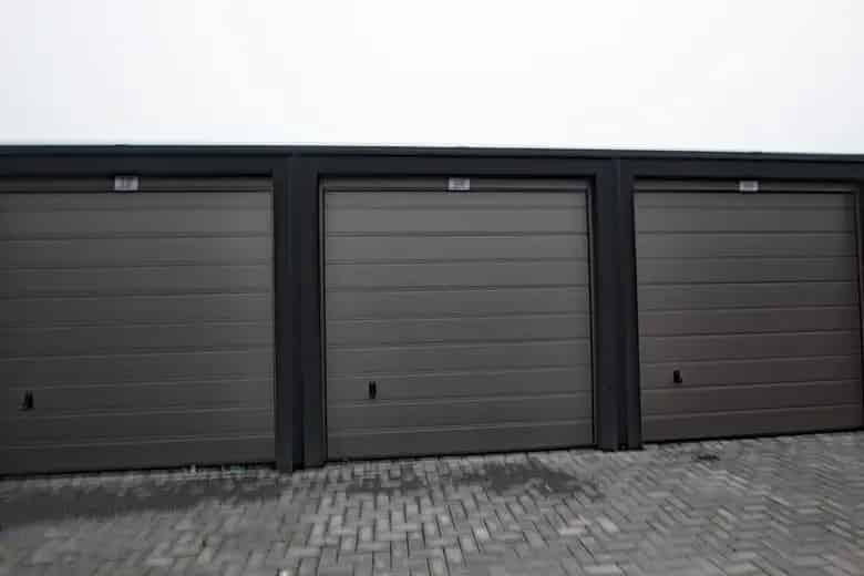 Garagebox 21m2 te koop Terneuzen Opslagruimte Werkplaats