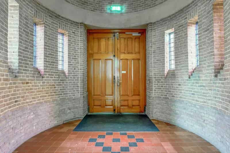 Appartement te koop Waalwijk: Kerkgebouw 1927
