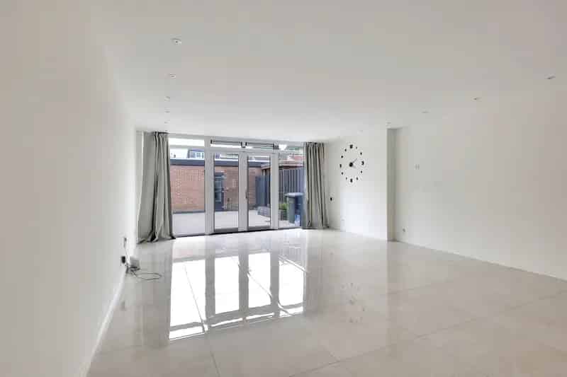 Huis te koop Westervoort Mosterdhof 4 slaapkamers grote garage