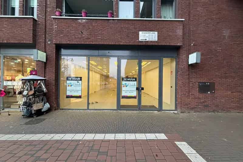 Winkelruimte te huur Almelo Eskerplein 132m²