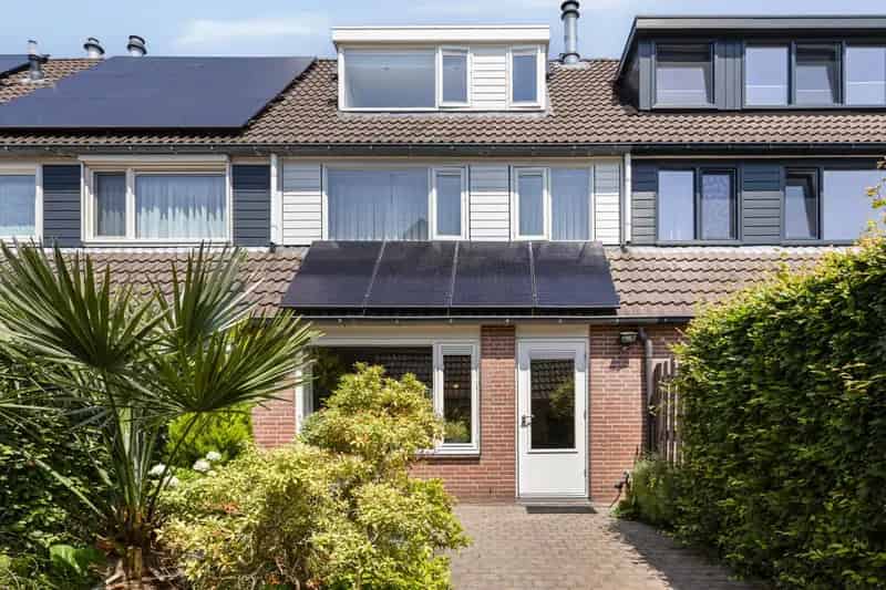 Ruime Familiewoning 4-5 slaapkamers s Gravendeel