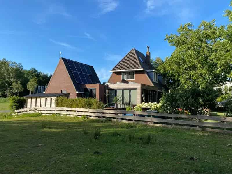 Huis te koop: Gerenoveerde jaren 30 woning met 4 slaapkamers en 3 badkamers