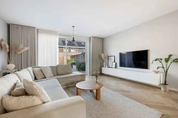 Moderne Tussenwoning te Koop in Parkzoom Bergschenhoek
