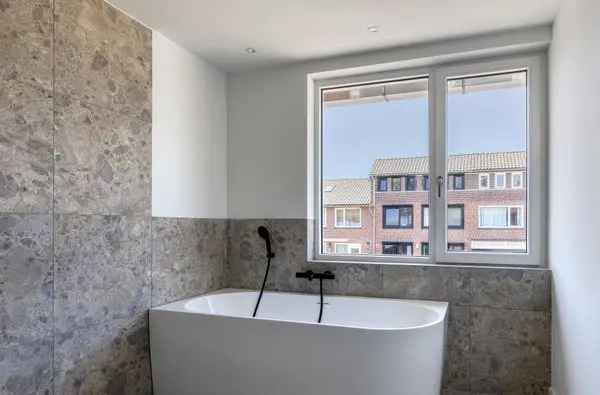 Moderne Instapklare woning Veldhoven 4 slaapkamers Energielabel A