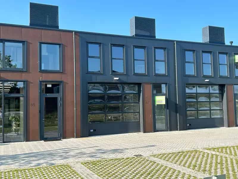 Bedrijfshal Amersfoort | Zoek bedrijfshallen te koop en te huur: De Dynamo 67 3821 CJ Amersfoort 