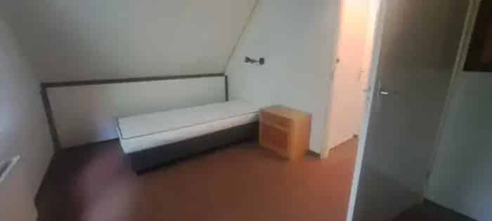 4 kamers huis van 86 m² in Hoeven