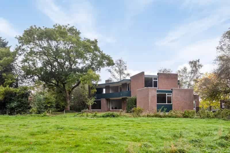 Vrijstaande woning Weurt - Ruime tuin - Mogelijkheid 2e woning