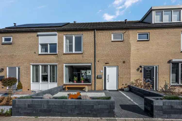 Gezinswoning nabij speeltuin 3 slaapkamers luxe keuken