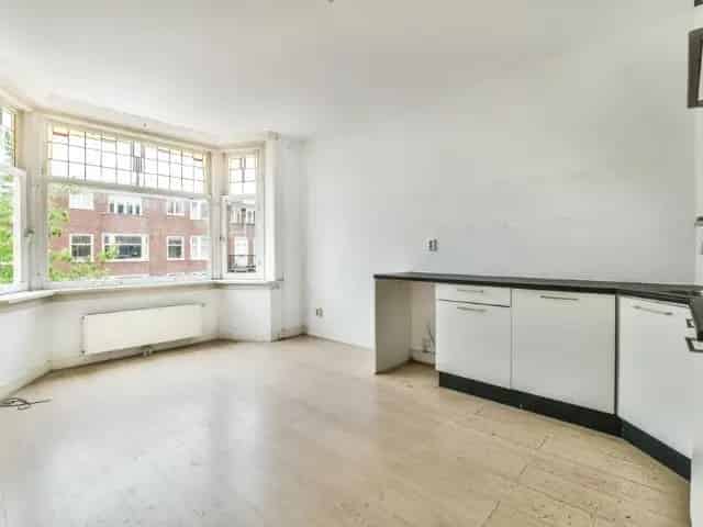 Te Huur: Rivierenbuurt woning nabij Amstel en A10