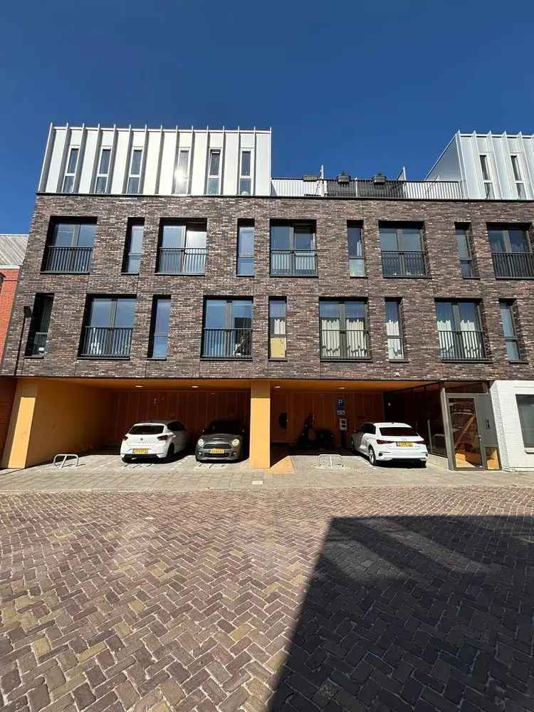Appartement 31m2 te Huur Barestraat vanaf 1 Juni