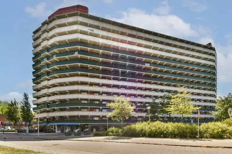 Modern appartement Amsterdam Noord nabij metro